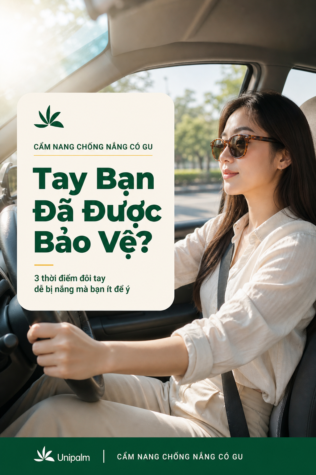 Một đôi tay đang cầm vô lăng ô tô, ánh nắng chiếu qua cửa kính.